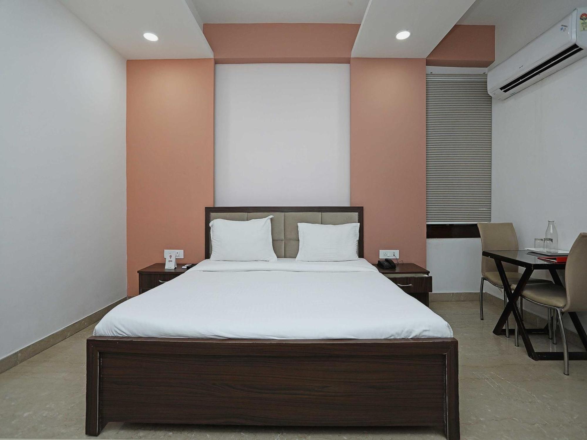 Hotel O Pravin Executive Gangapur  외부 사진