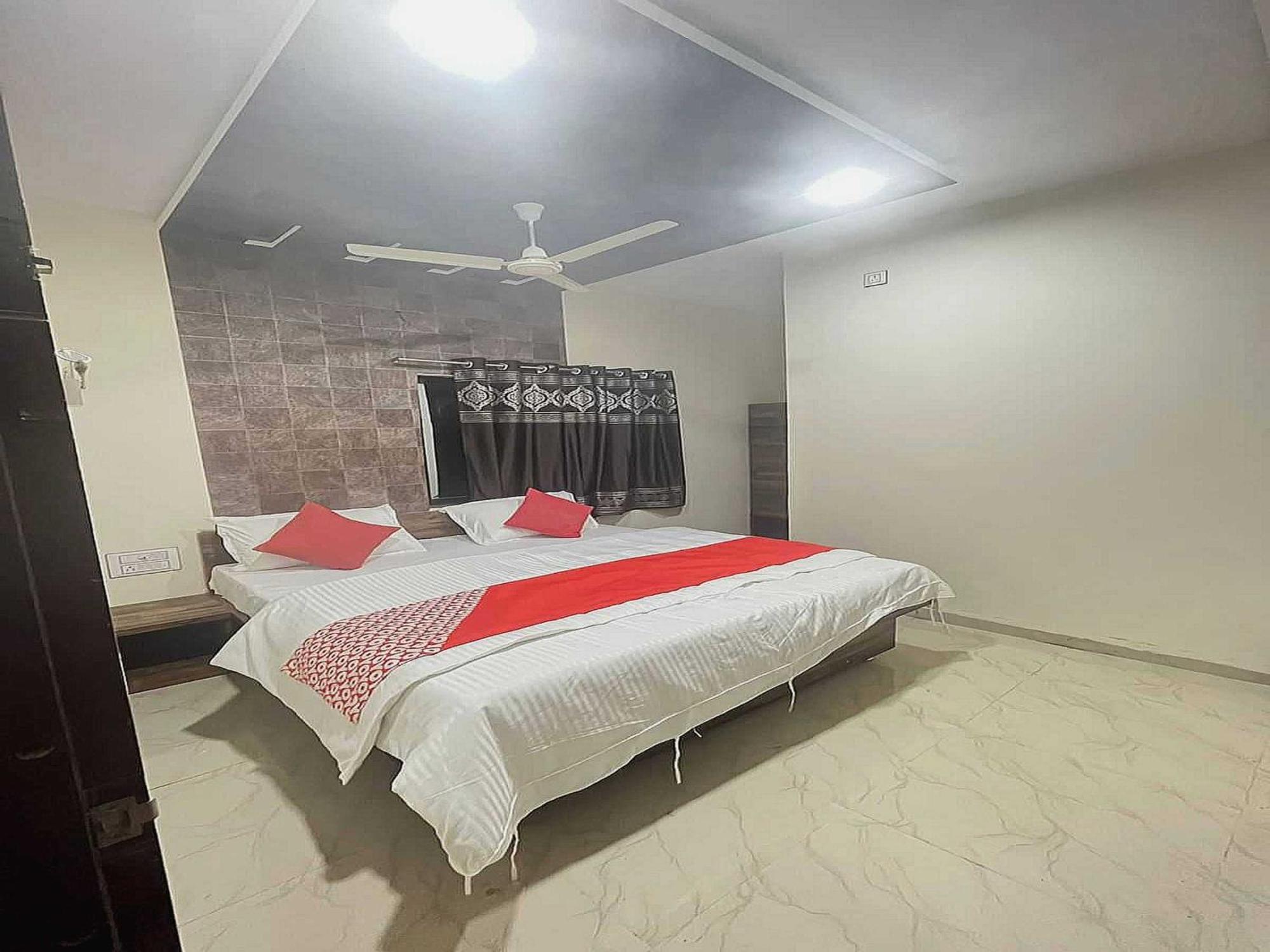 Hotel O Pravin Executive Gangapur  외부 사진